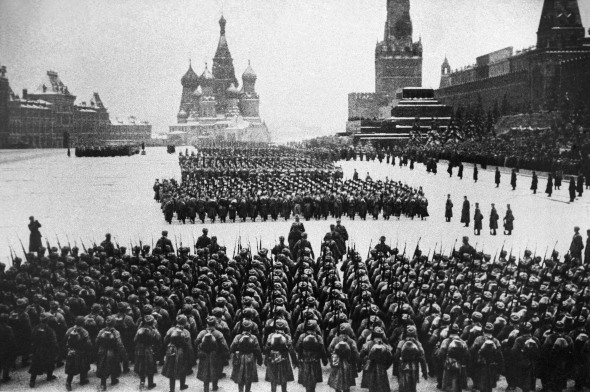 Военный парад на Красной площади в Москве. 7 ноября 1941 года